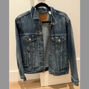 Levi Strauss Women's Original Trucker Jacket - Size M